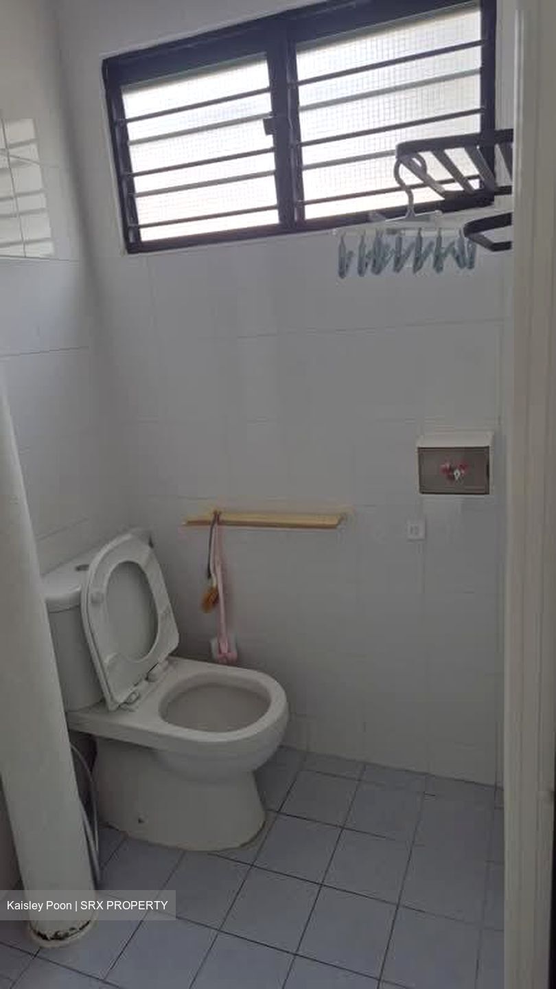 Blk 131 Yishun Street 11 (Yishun), HDB 4 Rooms #553713051